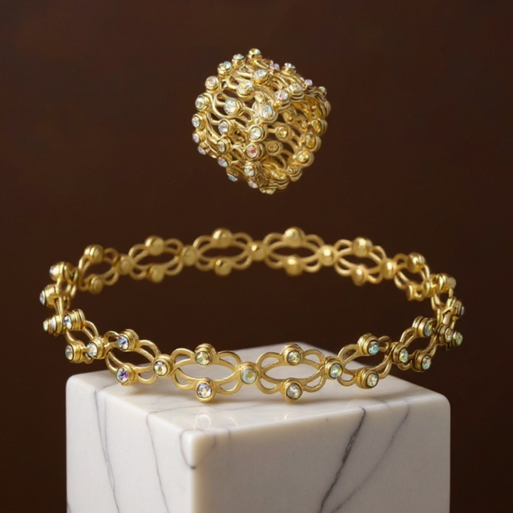 Reveria – Foldable Zirconia Ring to Bracelet