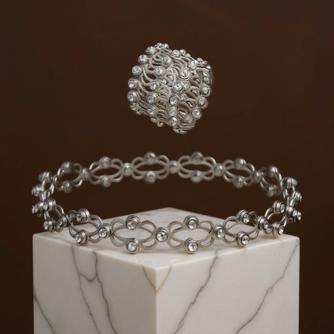 Reveria – Foldable Zirconia Ring to Bracelet