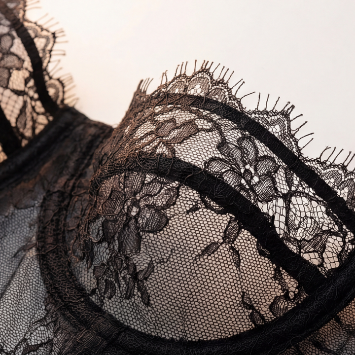 Veloura – Eyelash Lace Corset Set with Garter