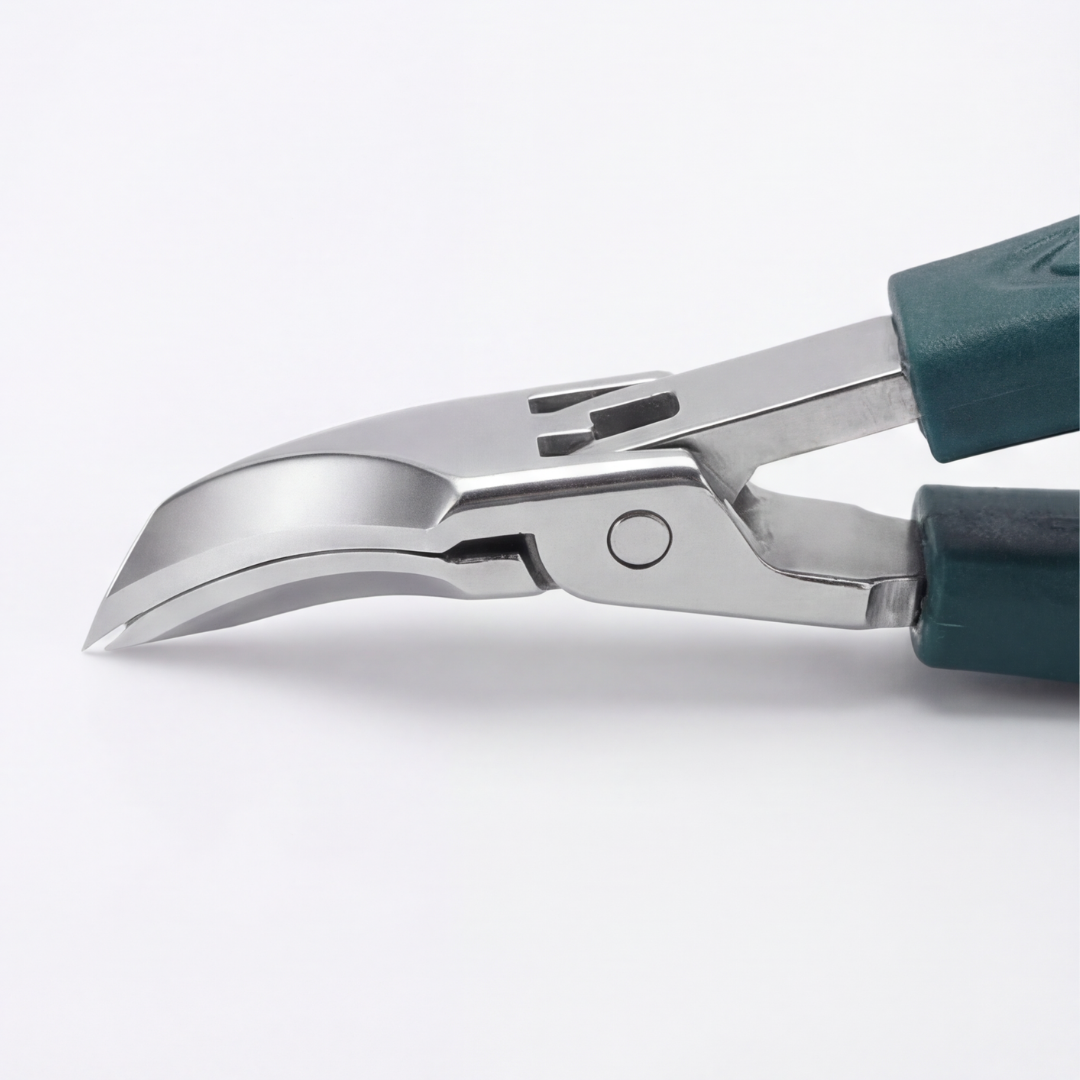 TrimEase - Angled Toenail Clippers for Thick Nails