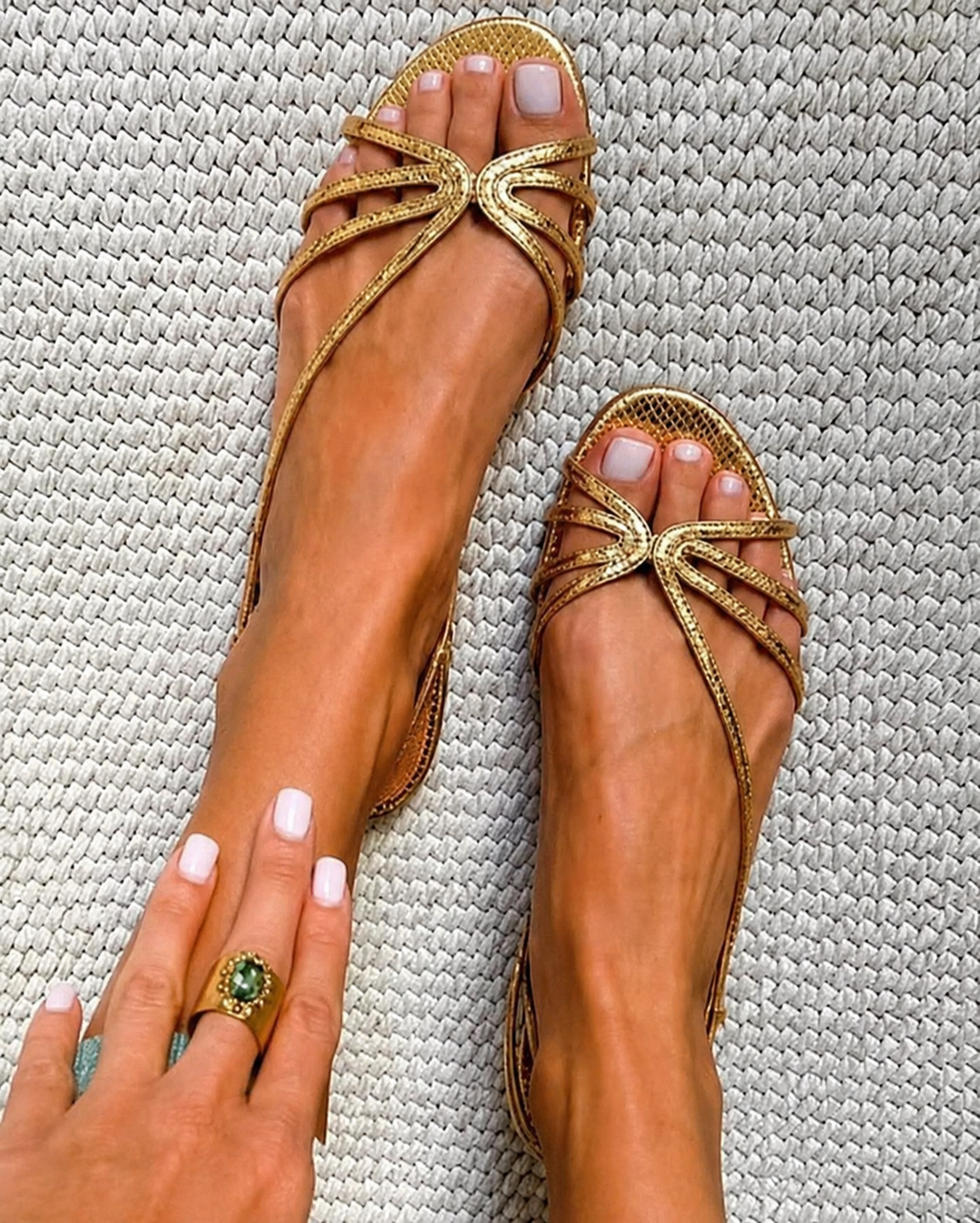 Serafina - Golden Sandals Summer Essence
