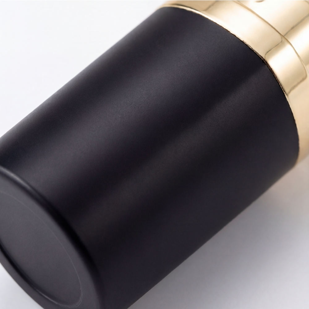 Velura – Smooth Gel Eyeliner Stick