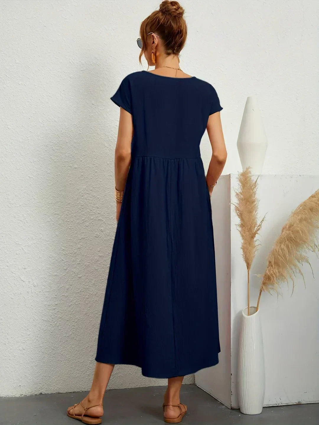Gabrielle - Flowing Midi Dress with Timeless Elegance