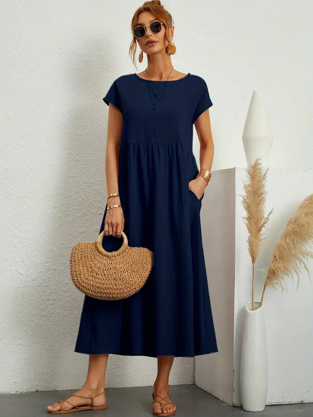 Gabrielle - Flowing Midi Dress with Timeless Elegance
