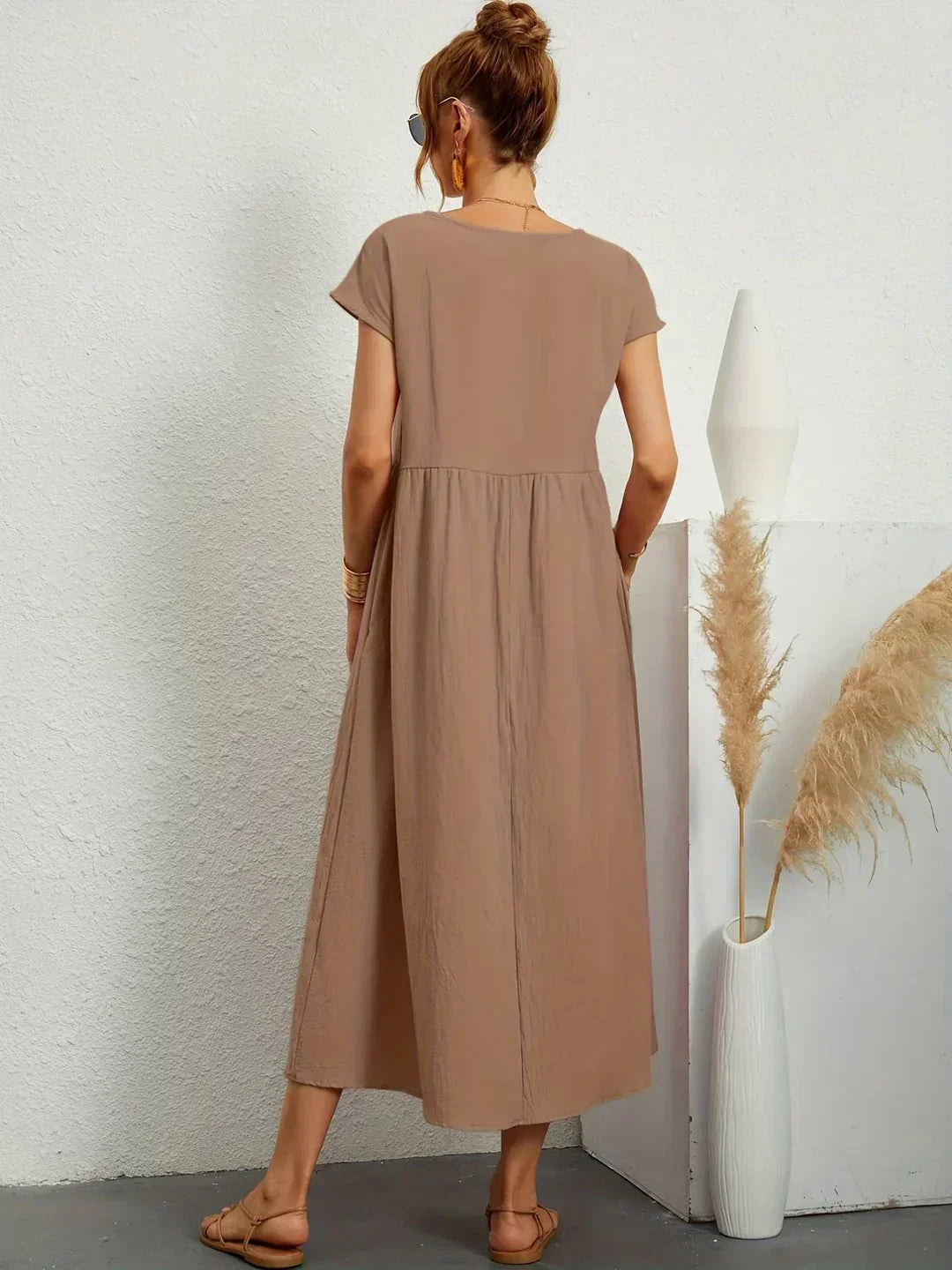 Gabrielle - Flowing Midi Dress with Timeless Elegance