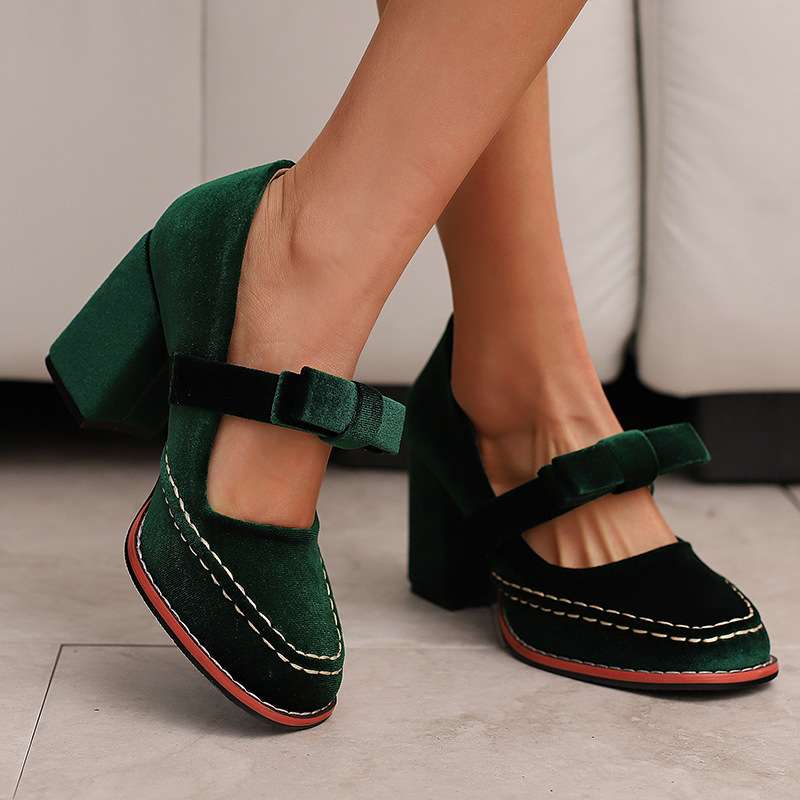 Alessia - Velvet Loafers
