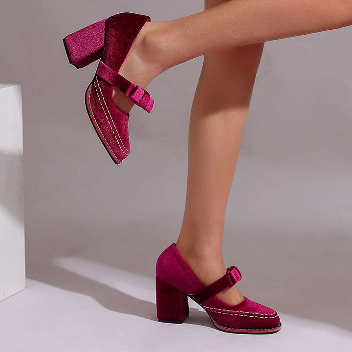 Alessia - Velvet Loafers