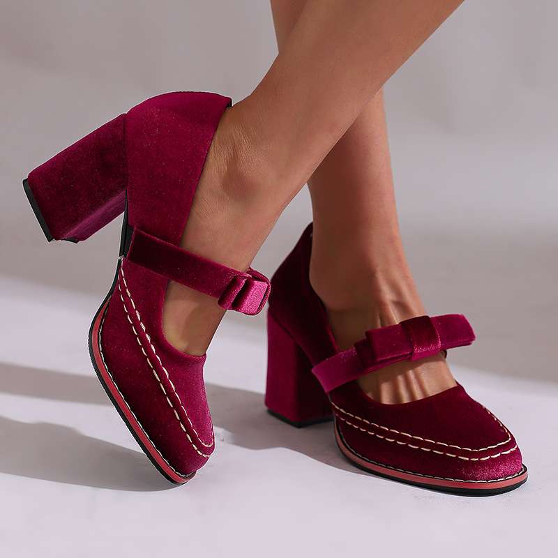 Alessia - Velvet Loafers