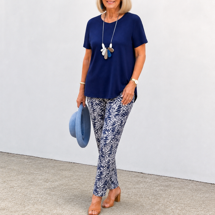 Helen – Women&