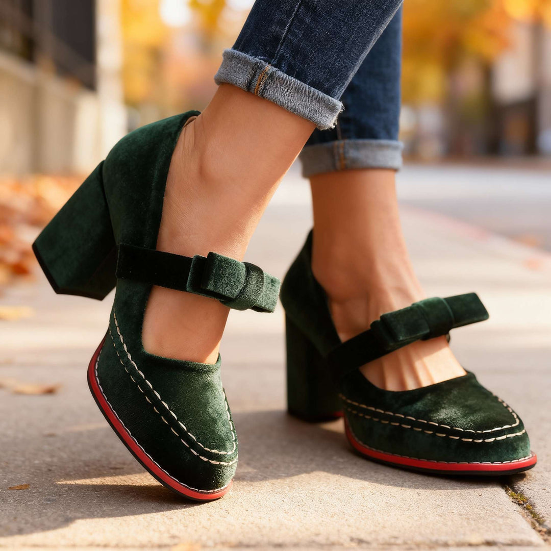 Alessia - Velvet Loafers
