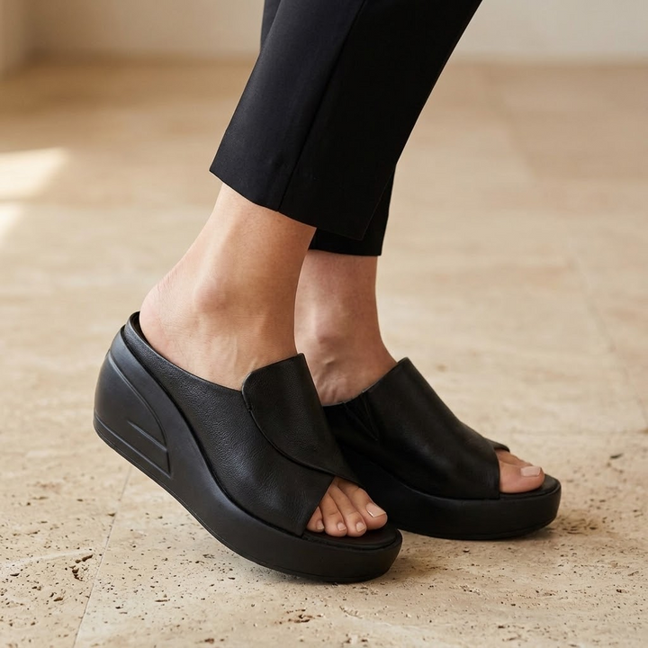 Luneva – Cushioned Wedge Sandals for Wide Feet