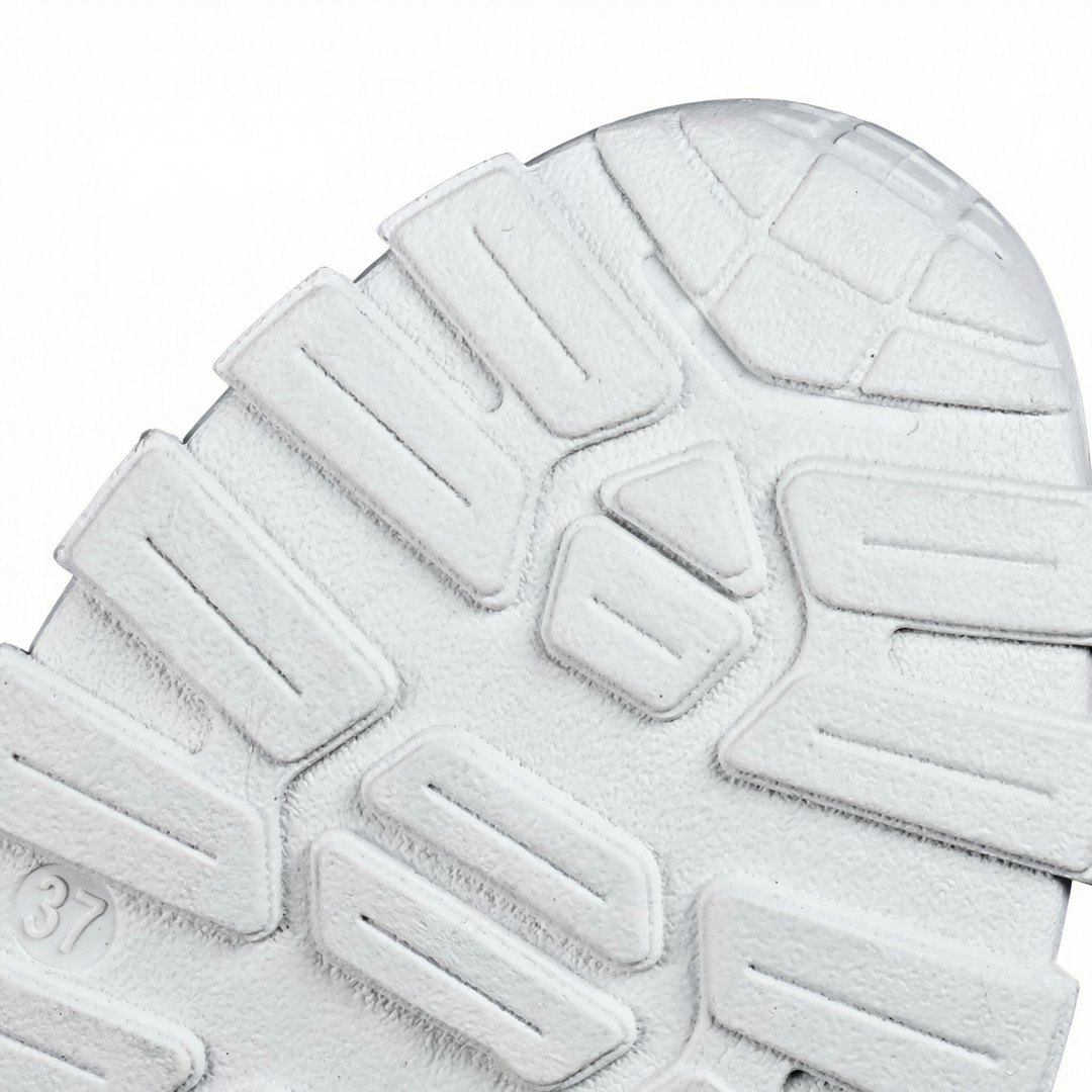 Airessa – Breathable Mesh Sneakers for All Day Comfort