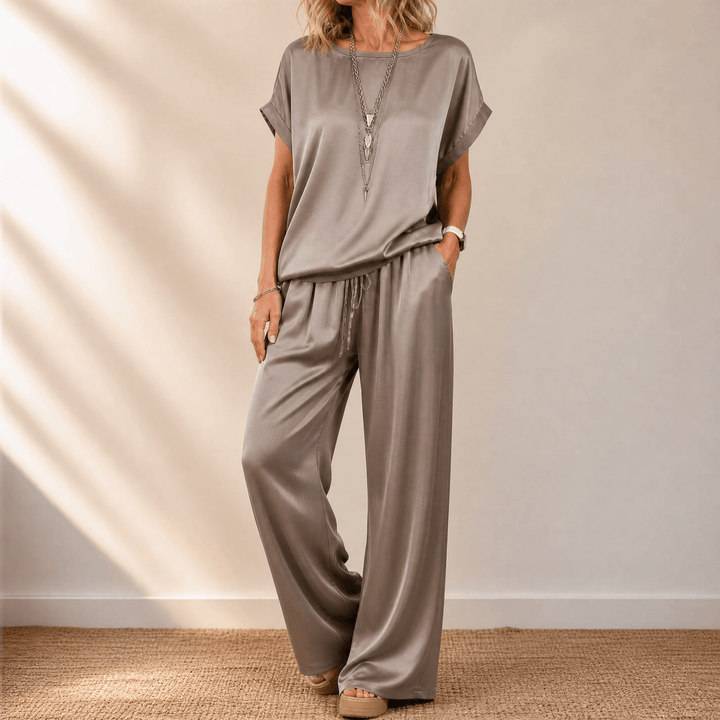 Nadine – Women&
