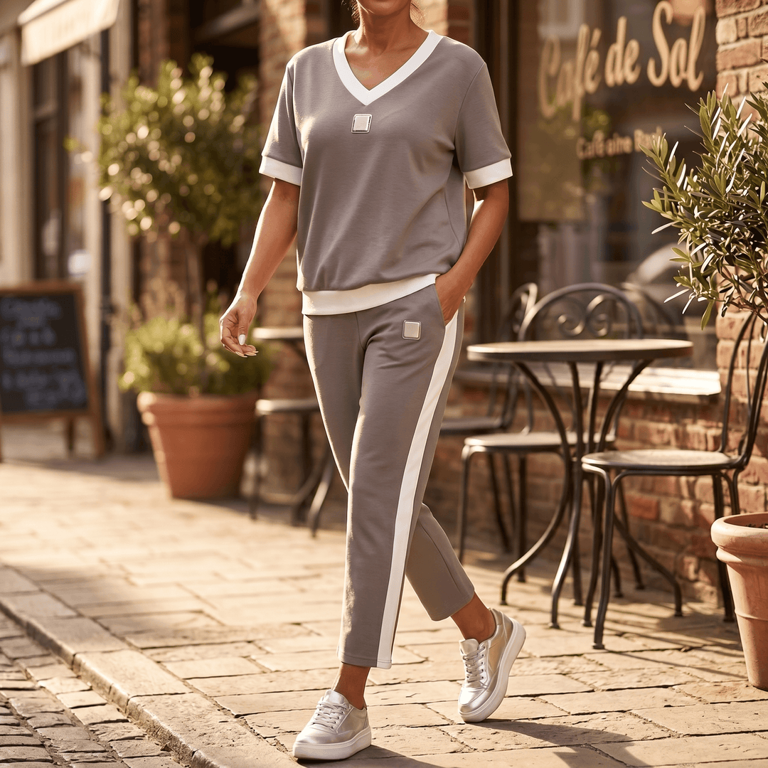 Ellara – Women&