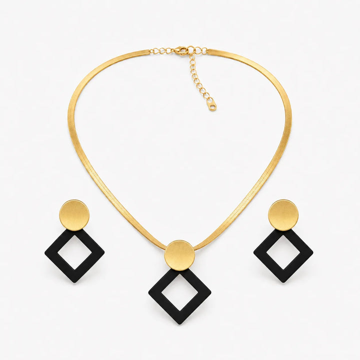 Aurenza – Gold necklace and earring set, textured medallion, flat snake chain