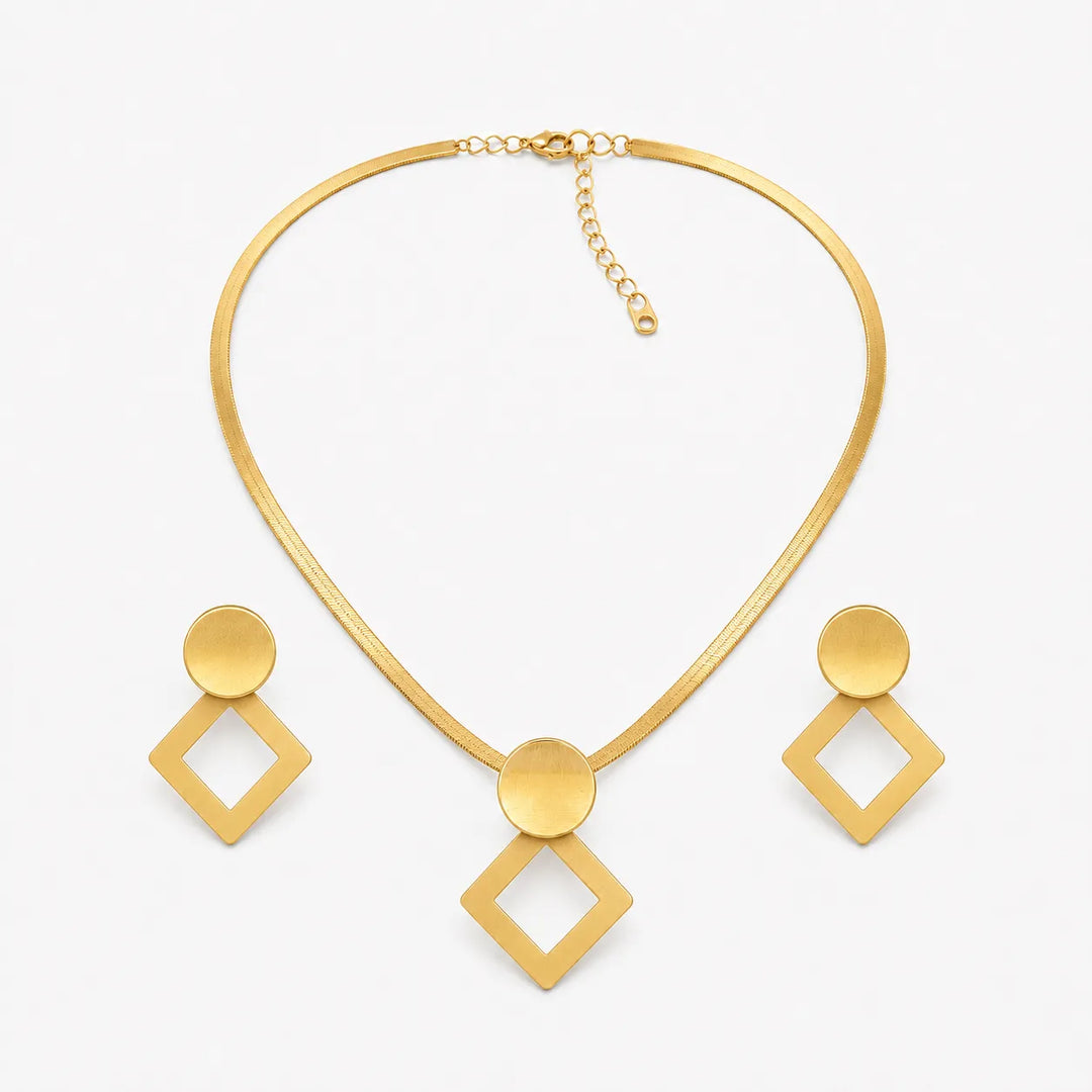 Aurenza – Gold necklace and earring set, textured medallion, flat snake chain